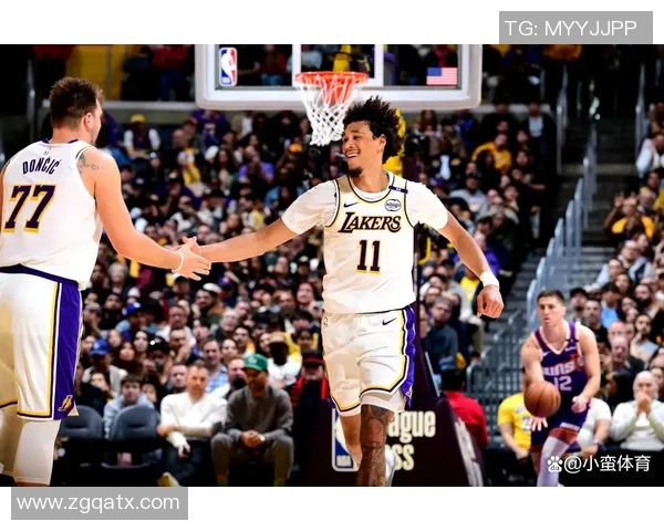 2015至2016赛季骑士与湖人对决回顾及精彩瞬间分析